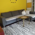 Sunshine Apartment Near The Zoo, Free Parking