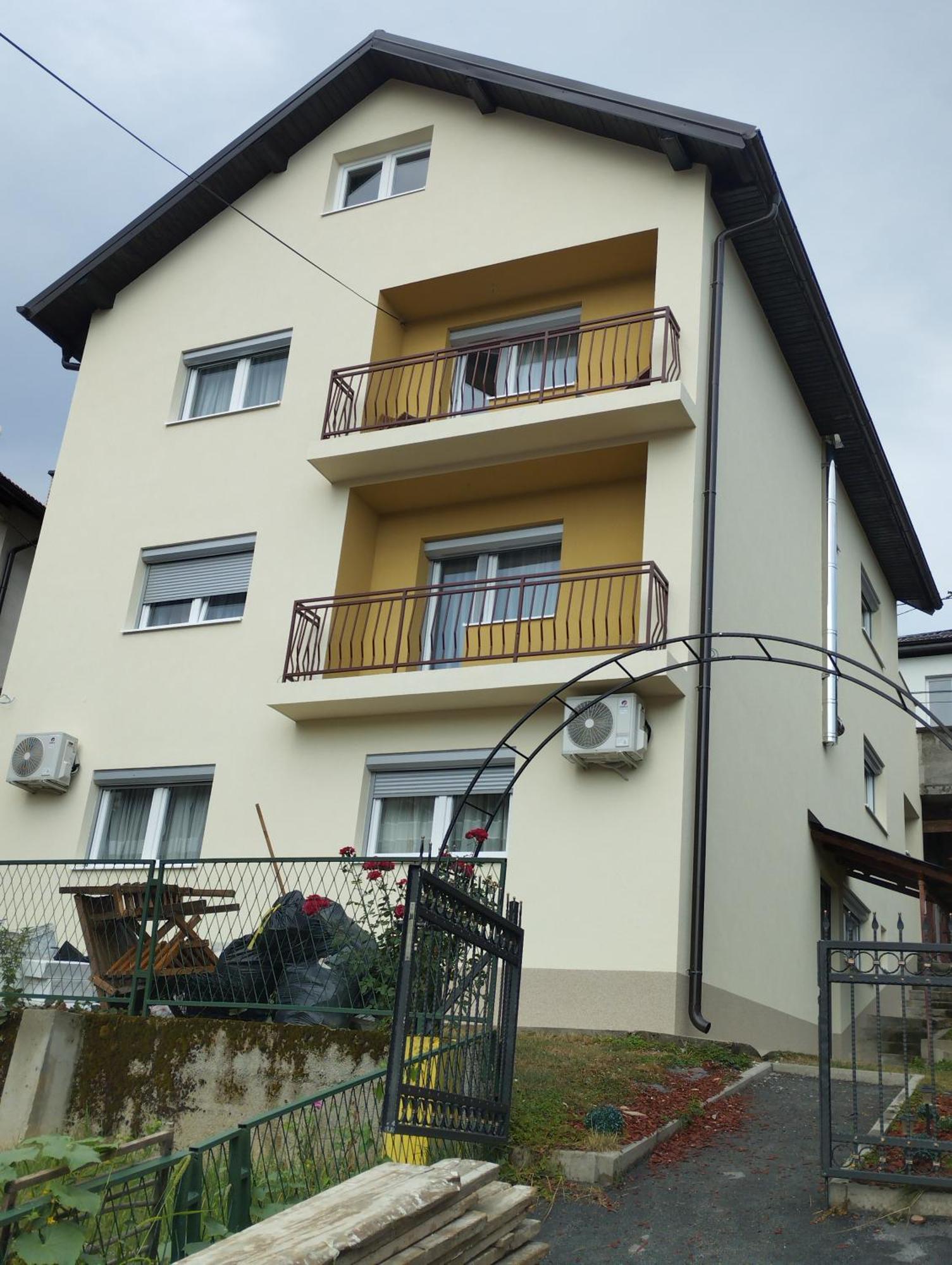 Sunshine Near The Zoo, Free Parking Apartman